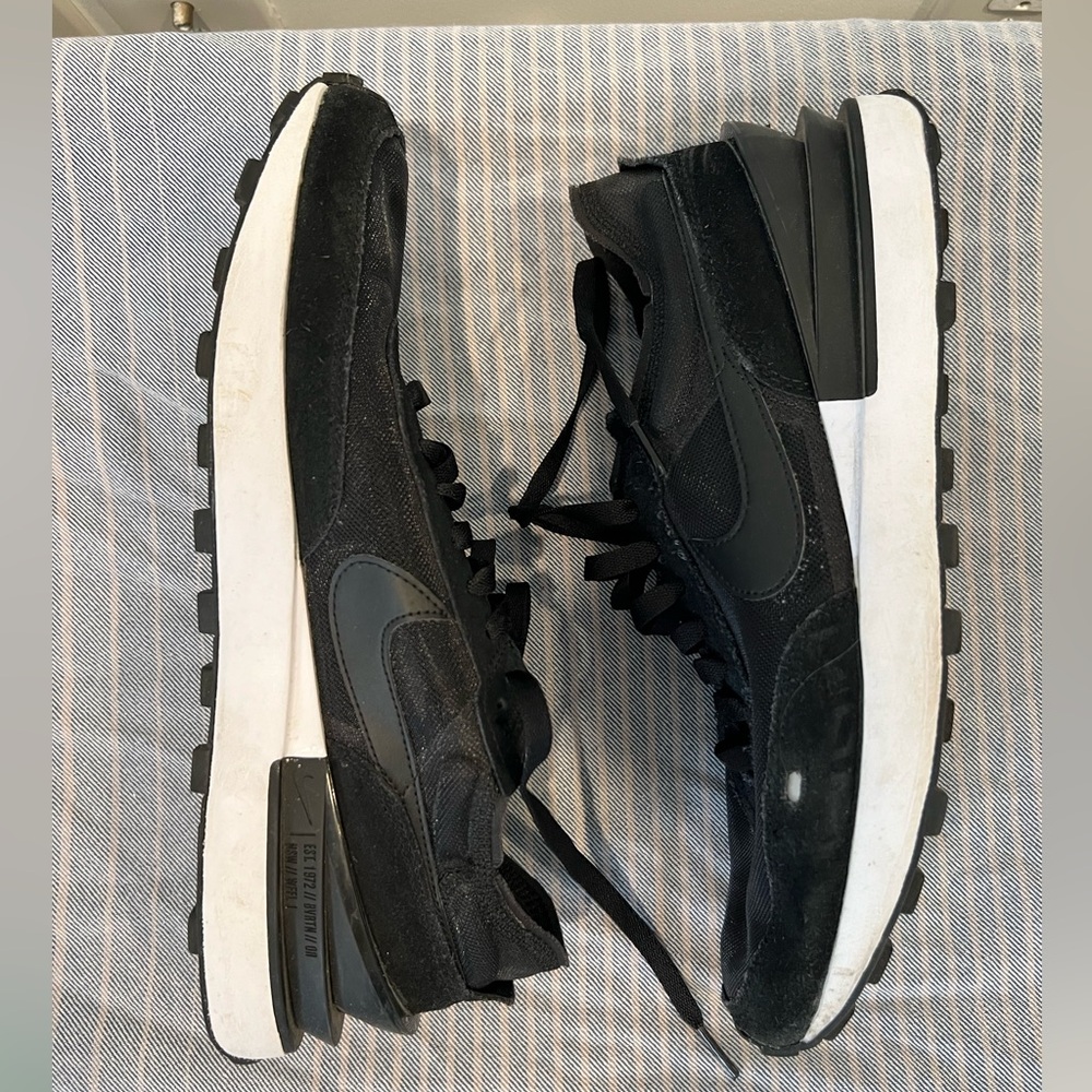 Mens size 10.5 Nike Waffle 1 sneakers. Lavender scent (see note)